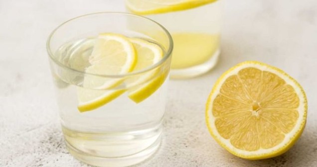 1 ay boyunca limonlu su içersek ne olur?